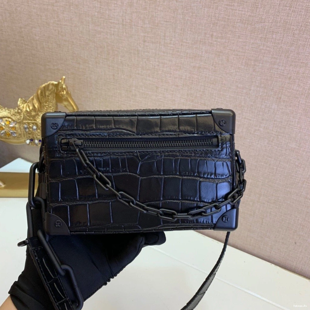 VUITTON TRUNK SOFT LOUIS 0414